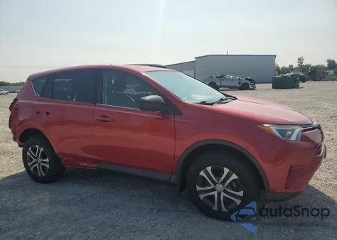 2017 Toyota Rav4 Le z USA, uszkodzony, nr VIN JTMBFREV2HJ121215